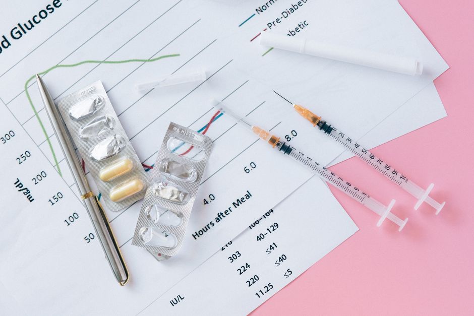 Tired of the Blood Sugar Guessing Game? CGM Benefits: 5 Ways Continuous Glucose Monitors Help Seniors Stabilize Blood Sugar Daily