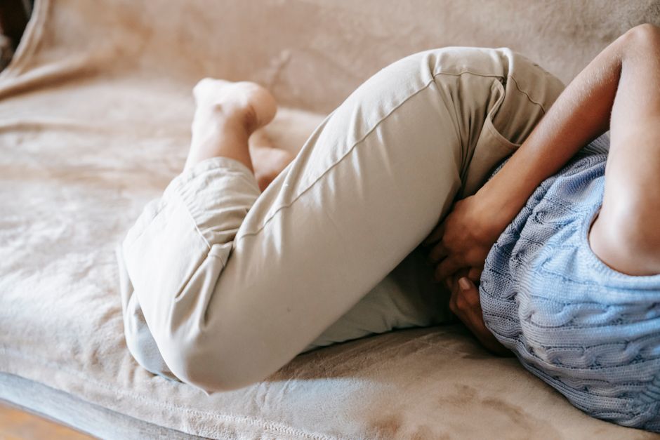 면역력 뚝 떨어지는 50대 장 건강! 1만원대로 속 편한 '유산균 황금 조합' 3가지 - 50대, '이것' 놓치면 면역력 뚝! 1만원대로 되찾는 장 건강 '숨겨진 황금 조합' 3가지
