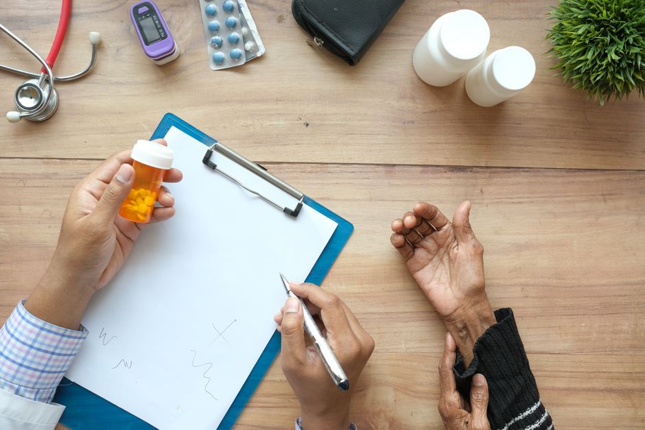 entender las pruebas de densidad ósea - ¿Sus resultados óseos parecen jeroglíficos? Desbloquee su puntuación T y proteja sus huesos HOY mismo